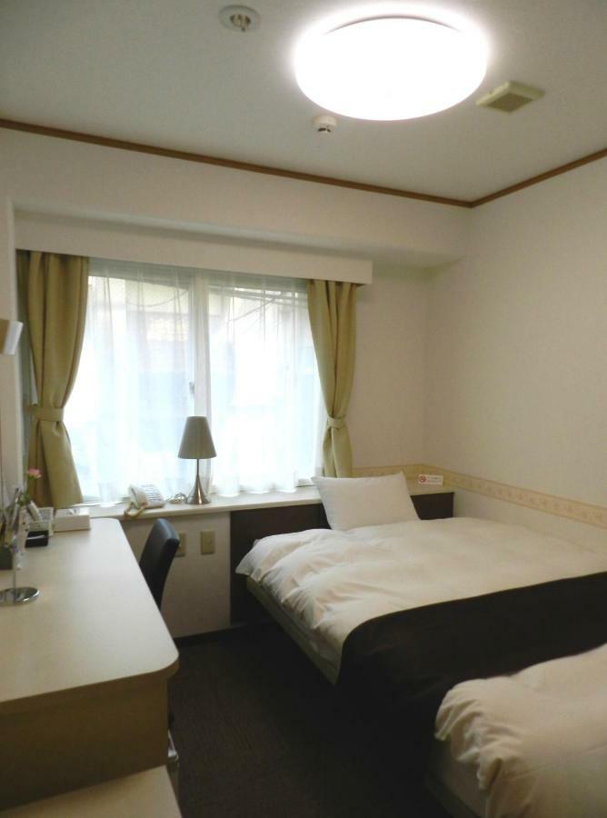 Check In Matsuyama Hotel Matsuyama  Buitenkant foto
